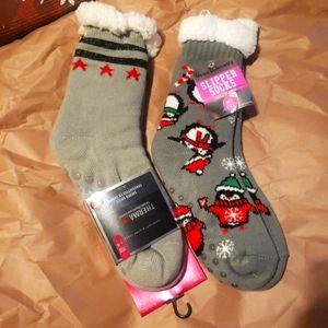 ❤️🩷❤️Bundle of 2 pairs slipper socks new with tags